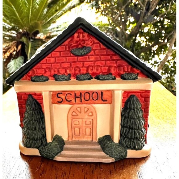 VTG Gift Collection Hand Painted Porcelain School Tea Light House New Christmas - Picture 4 of 12